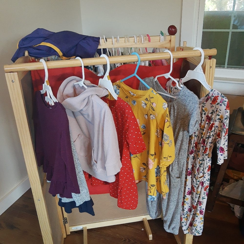 Old Navy set of 8 Items 18-24months